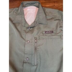 Eddie Bauer Tech Shirt Mens XL Green Fishing Hiking UPF Wicking Vented Button Up